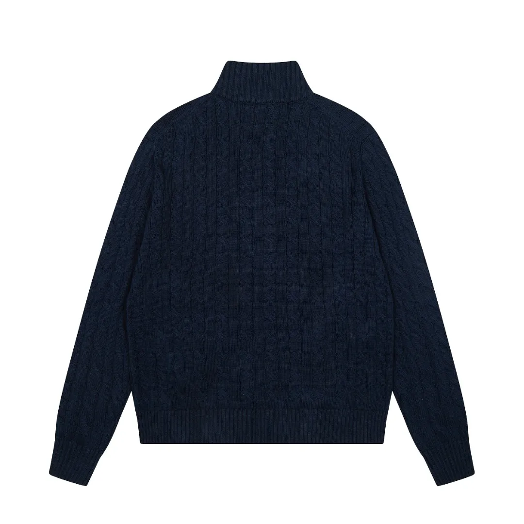 P260 Top quality" Style number: DS814# (not off the shelves all year round) [Ralph Lauren full zipper solid color pony embroidered logo twist knitted sweater jacket] ✅Ralph Lauren Ralph Lauren full zipper classic basic versatile style unisex couple knitted sweater autumn and winter coat ✅Main supplier platform live broadcast Wholesale entities Replacement when out of stock Not off the shelf ✅ZP quality 1:1 version Scan the code to enter the GF website Counter quality ✅Details and quality are the only one in Guangzhou. Imported quality cotton yarn focuses on high-end and cost-effective. Needless to say good quality. ✅The version is restored to the original order. The maximum size can be worn up to 200 pounds. Loose, comfortable and stress-free. ✅The upper body is simple and easy to match. A must-have item for ootd. Good-looking clothes are never picky. Recommended must-have items in the wardrobe. Size: S-XL. Color: Black and red, milky white, gray blue, khaki, navy red label, Ankora red.